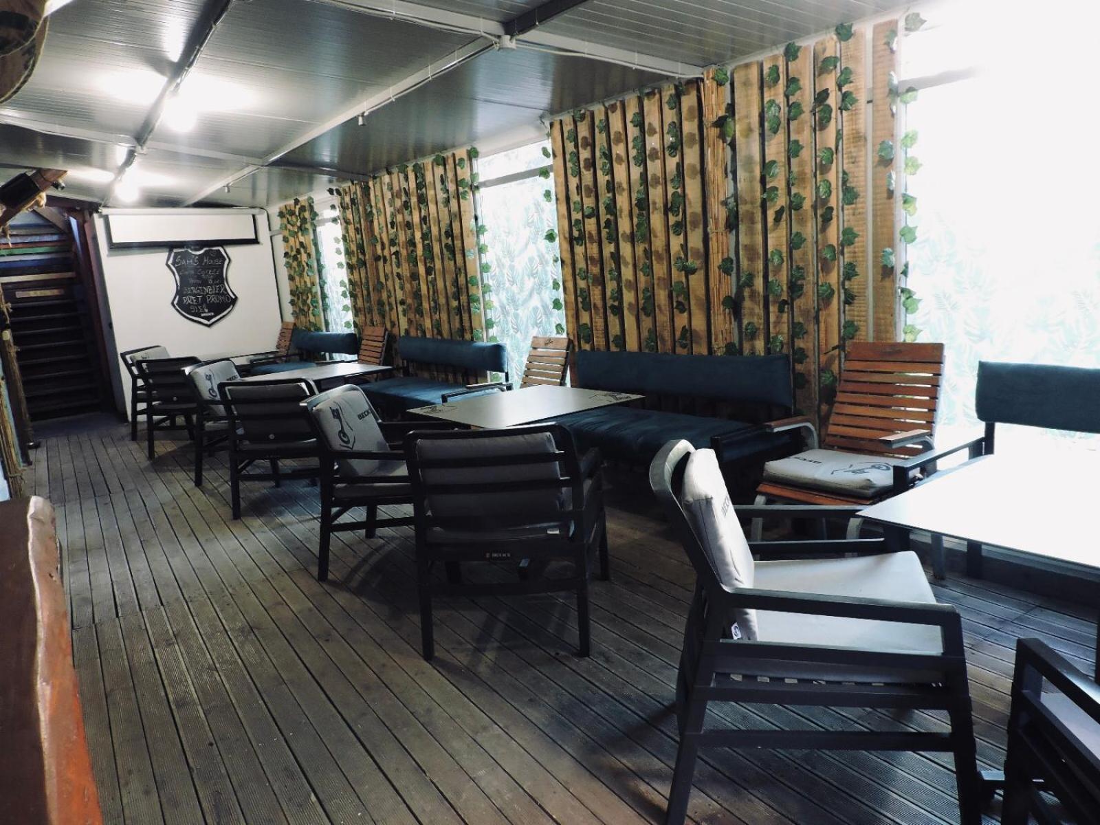 Zen Hostel *